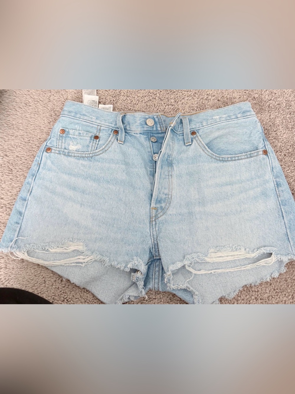 Levi’s shorts women